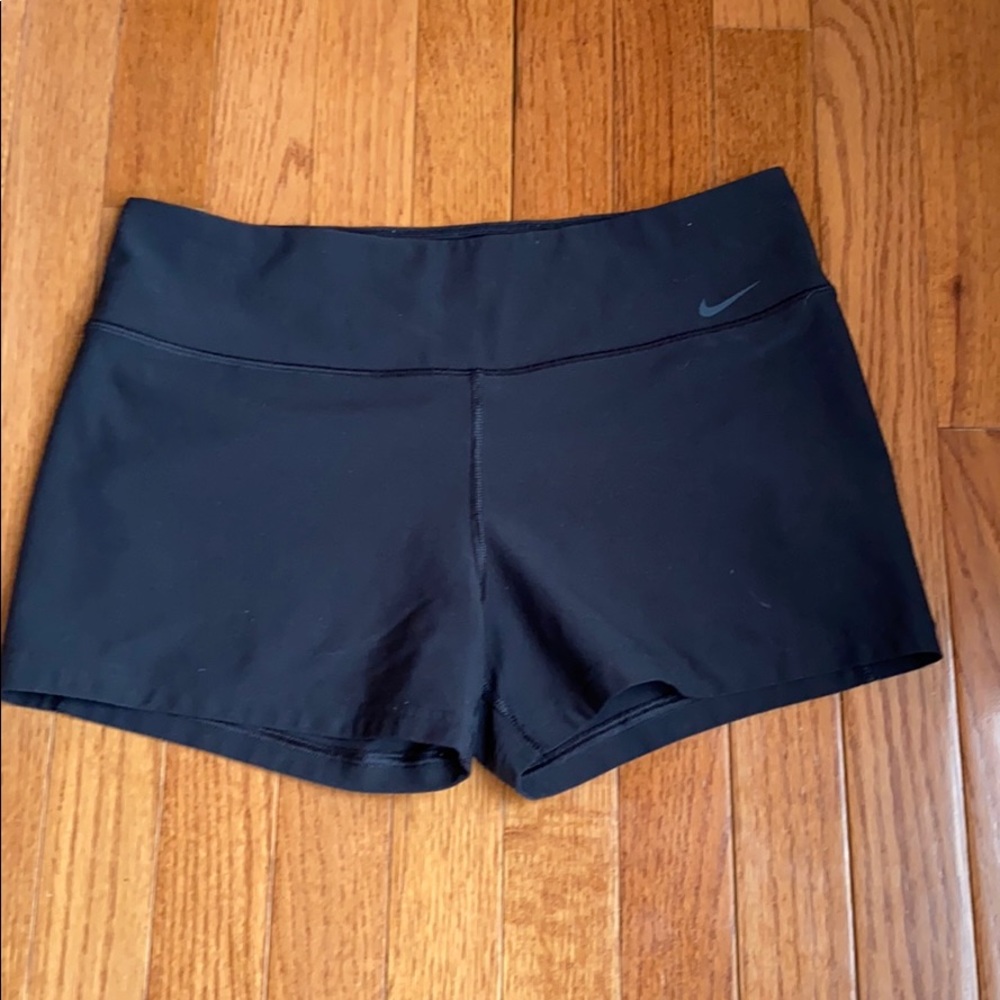 Black nike shorts